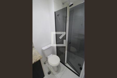 Banheiro de apartamento à venda com 2 quartos, 50m² em Parque Reboucas, São Paulo