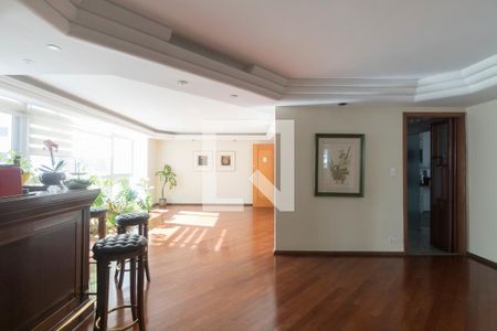 Apartamento para alugar com 5 quartos, 210m² em Jardim Paulista, São Paulo