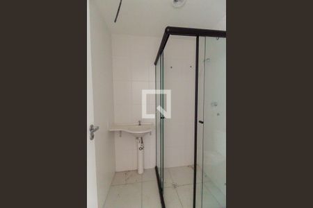 Banheiro de kitnet/studio para alugar com 1 quarto, 32m² em Cohab, São Paulo