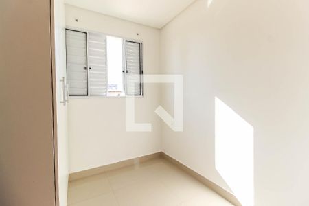 Quarto 2 de apartamento para alugar com 2 quartos, 42m² em Jardim Helena, São Paulo