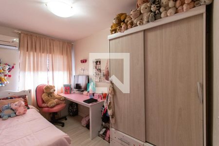 Casa à venda com 240m², 4 quartos e 3 vagas Casa à venda com 240m², 4 quartos e 3 vagasQuarto 3