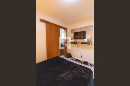 Casa à venda com 240m², 4 quartos e 3 vagas Casa à venda com 240m², 4 quartos e 3 vagasQuarto 4