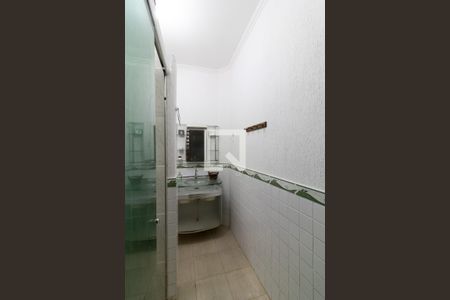 Casa à venda com 240m², 4 quartos e 3 vagas Casa à venda com 240m², 4 quartos e 3 vagasBanheiro 1