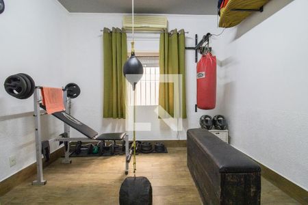 Quarto 1 de casa para alugar com 4 quartos, 240m² em Navegantes, Porto Alegre