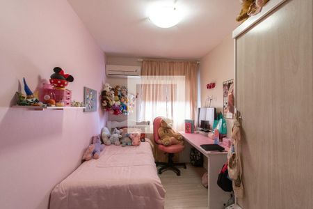 Casa à venda com 240m², 4 quartos e 3 vagas Casa à venda com 240m², 4 quartos e 3 vagasQuarto 3