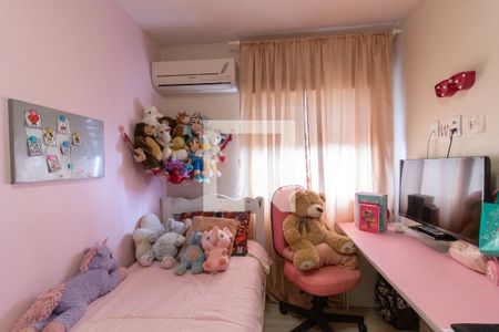 Casa à venda com 240m², 4 quartos e 3 vagas Casa à venda com 240m², 4 quartos e 3 vagasQuarto 3