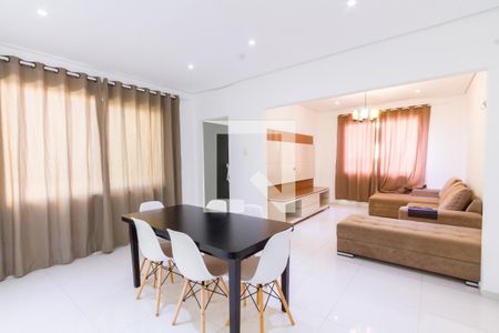 Sala de apartamento para alugar com 1 quarto, 58m² em Centro, Curitiba