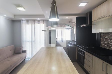 Sala/Cozinha de apartamento para alugar com 2 quartos, 54m² em Vila Mogilar, Mogi das Cruzes