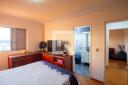 Suíte de apartamento para alugar com 4 quartos, 147m² em Vila Galvão, Guarulhos