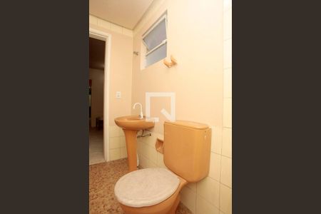 Banheiro de apartamento para alugar com 1 quarto, 25m² em Centro Histórico, Porto Alegre