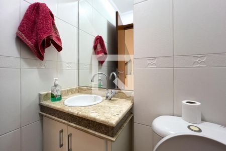 Lavabo de casa de condomínio para alugar com 3 quartos, 176m² em Cambuci, São Paulo