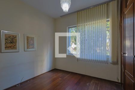 Quarto de apartamento à venda com 3 quartos, 140m² em Lourdes, Belo Horizonte