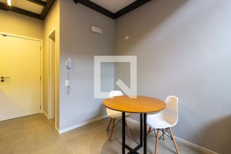 Sala/Cozinha de apartamento à venda com 1 quarto, 43m² em Jardim das Bandeiras, São Paulo