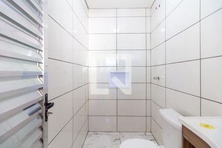 Banheiro de apartamento para alugar com 1 quarto, 40m² em Quitaúna, Osasco