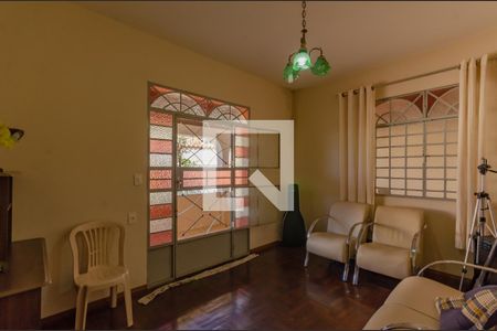 Sala de casa à venda com 4 quartos, 186m² em  Jardim Leblon, Belo Horizonte