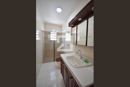 Banheiro do Quarto Suíte de casa à venda com 3 quartos, 140m² em Bortolândia, São Paulo