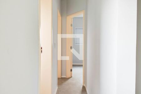 Corredor de apartamento à venda com 2 quartos, 76m² em Vila Principe de Gales, Santo André