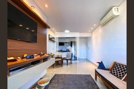 Sala de apartamento à venda com 2 quartos, 61m² em Vila Gomes, São Paulo