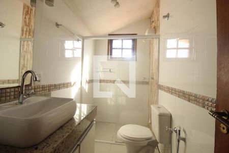 Banheiro de casa à venda com 5 quartos, 160m² em Santo Antônio, Belo Horizonte