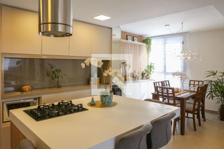 Sala e Cozinha de casa de condomínio à venda com 3 quartos, 245m² em Vila Ipojuca, São Paulo