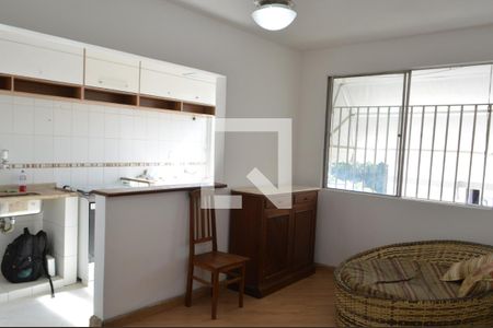 Sala  de apartamento para alugar com 2 quartos, 60m² em Pechincha, Rio de Janeiro