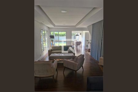 Casa à venda com 3 quartos, 300m² em Alphaville, Santana de Parnaíba