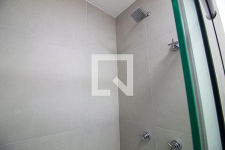 Banheiro de kitnet/studio à venda com 1 quarto, 27m² em Jardim das Acácias, São Paulo