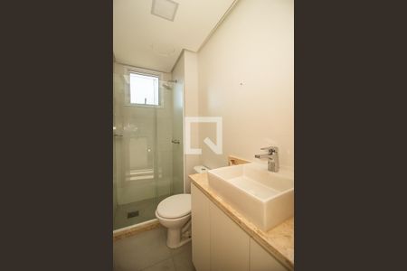 Banheiro de apartamento para alugar com 1 quarto, 73m² em Menino Deus, Porto Alegre