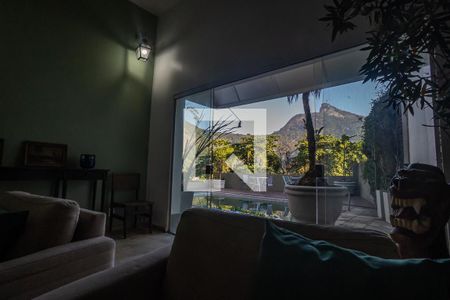 Sala de casa à venda com 4 quartos, 377m² em Santa Teresa, Rio de Janeiro