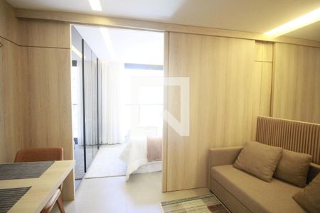 Quarto de apartamento para alugar com 1 quarto, 38m² em Itaim Bibi, São Paulo
