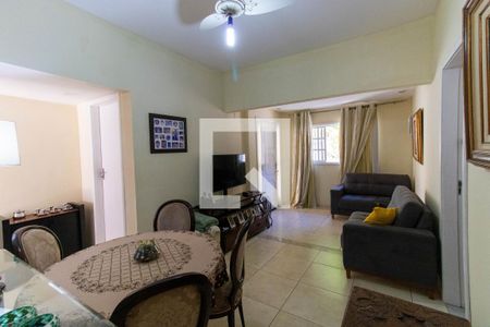 Sala de casa à venda com 5 quartos, 500m² em Santa Rosa, Niterói