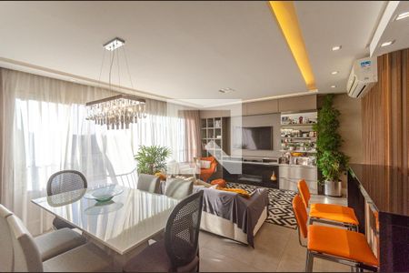 Sala de Estar e Jantar de apartamento à venda com 3 quartos, 104m² em Cavalhada, Porto Alegre
