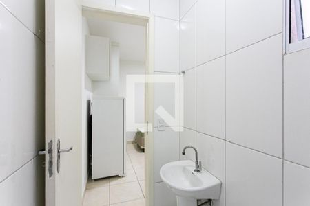 Banheiro de kitnet/studio para alugar com 1 quarto, 12m² em Tatuapé, São Paulo