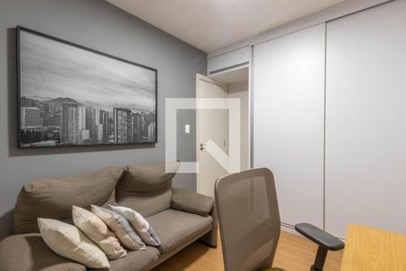 Quarto 1 de apartamento para alugar com 3 quartos, 171m² em Carlos Prates, Belo Horizonte