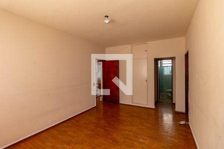 Sala de apartamento à venda com 3 quartos, 90m² em Santa Efigênia, Belo Horizonte