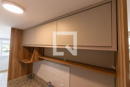 Cozinha de apartamento para alugar com 1 quarto, 45m² em Comércio Local Norte 311, Brasília