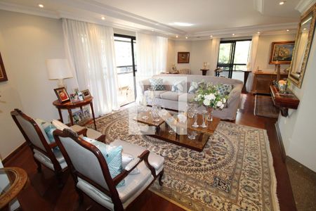 Sala de apartamento para alugar com 3 quartos, 230m² em Jardim Londrina, São Paulo