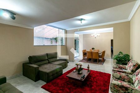 Apartamento para alugar com 3 quartos, 140m² em Santo Agostinho, Belo Horizonte