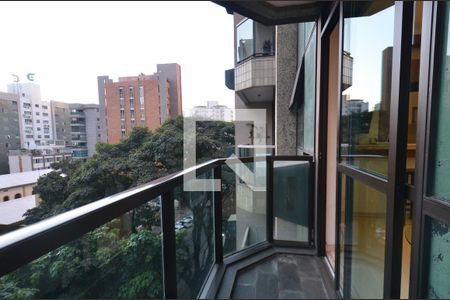 Varanda de apartamento para alugar com 1 quarto, 44m² em Savassi, Belo Horizonte