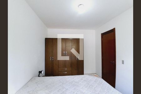 Quarto de apartamento à venda com 2 quartos, 58m² em Jardim Carvalho, Porto Alegre
