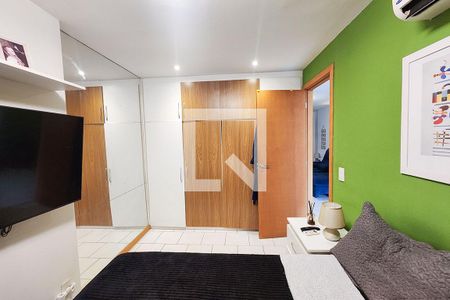 Quarto de apartamento à venda com 1 quarto, 45m² em Lapa, Rio de Janeiro