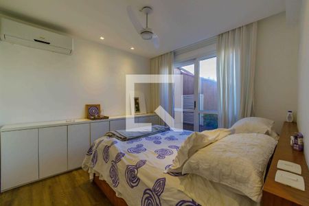 Suíte 1 de casa de condomínio à venda com 3 quartos, 200m² em Barra da Tijuca, Rio de Janeiro
