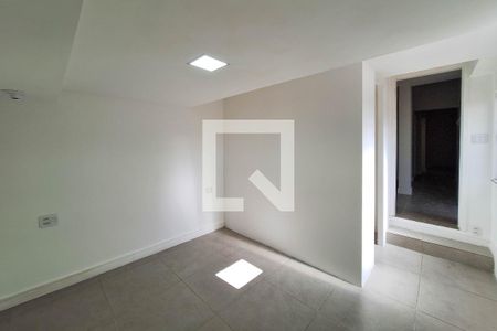 Quarto 1 de casa para alugar com 3 quartos, 70m² em Vila Progresso, Niterói