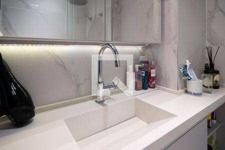 Apartamento à venda com 95m², 2 quartos e 2 vagas Apartamento à venda com 95m², 2 quartos e 2 vagasBanheiro Quarto 2 - Suíte