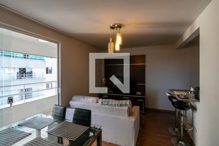 Sala  de apartamento à venda com 2 quartos, 65m² em Alípio de Melo, Belo Horizonte