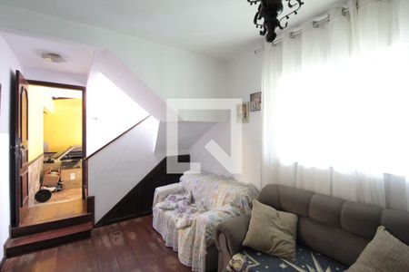 Sala de casa à venda com 5 quartos, 268m² em Alípio de Melo, Belo Horizonte