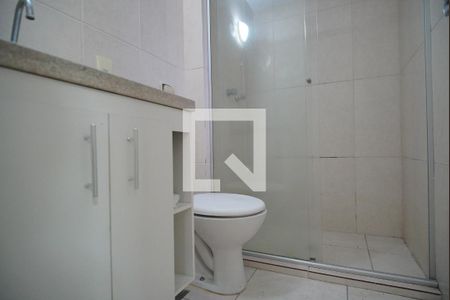 Banheiro Corredor de kitnet/studio para alugar com 1 quarto, 36m² em Floresta, Porto Alegre