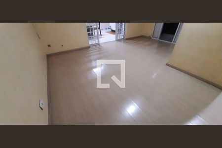 Sala de casa à venda com 2 quartos, 100m² em Bela Vista, Osasco