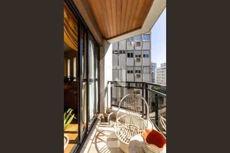 Varanda de apartamento à venda com 4 quartos, 220m² em Higienópolis, São Paulo