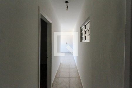 Corredor de apartamento para alugar com 3 quartos, 85m² em Quinta da Paineira, São Paulo